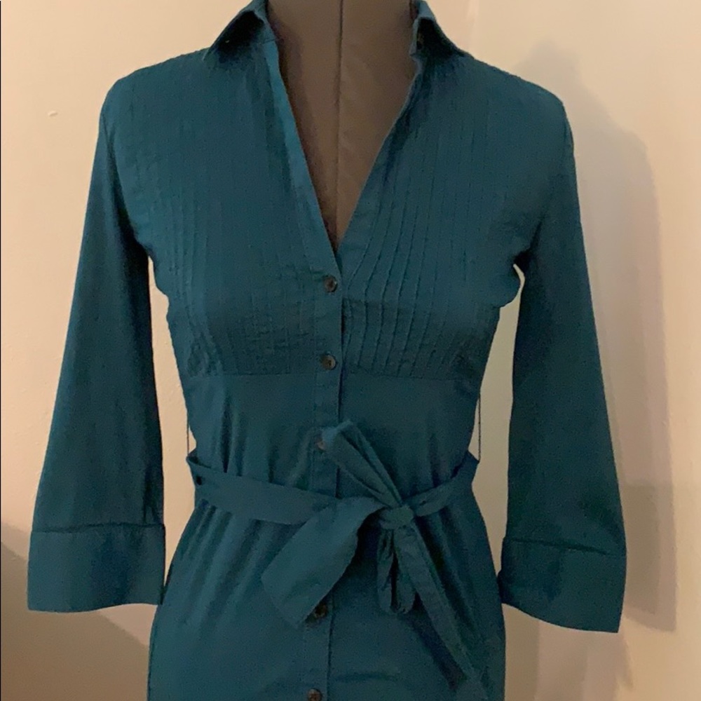 Express button up dress - Picture 2 of 3
